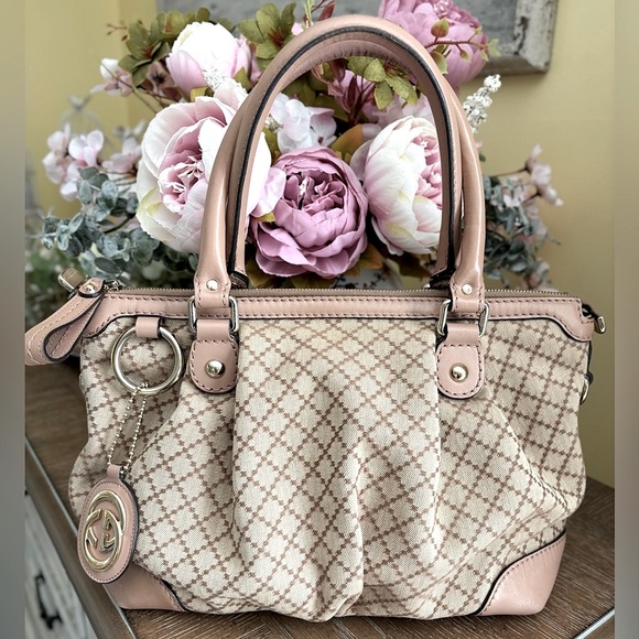 🩷💯 Authentic Gorgeous GUCCI Suki Diamante Handbag🩷 - Picture 7 of 16